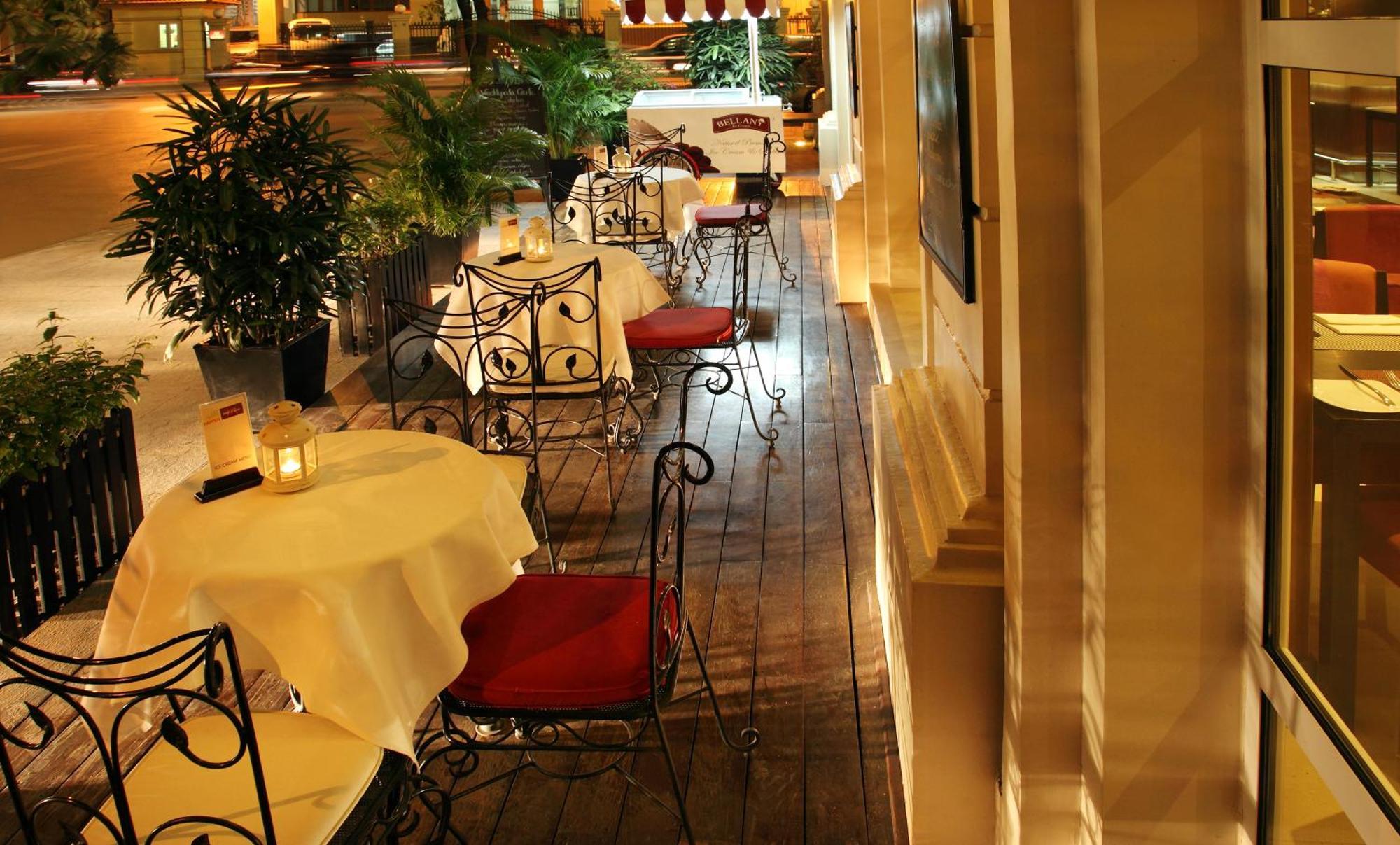 Mercure Hanoi La Gare Hotel Екстер'єр фото