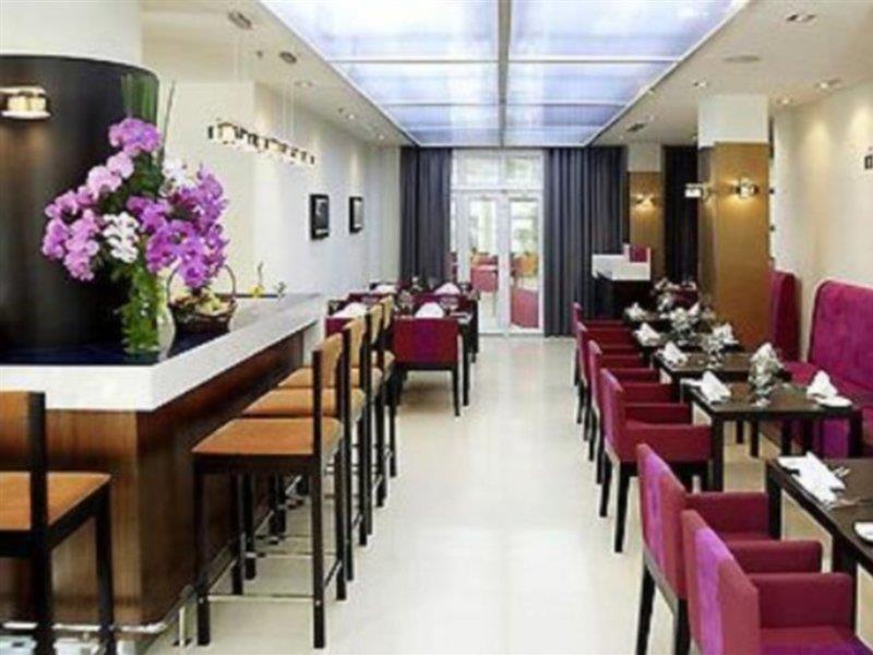 Mercure Hanoi La Gare Hotel Ресторан фото